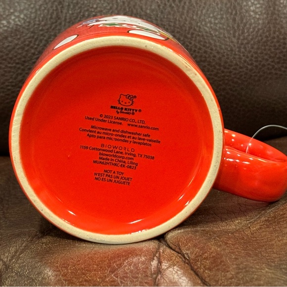 Happy Holidays Hello Kitty 16oz Christmas Mug - Stocking Santa Candy Wreath - Picture 10 of 11